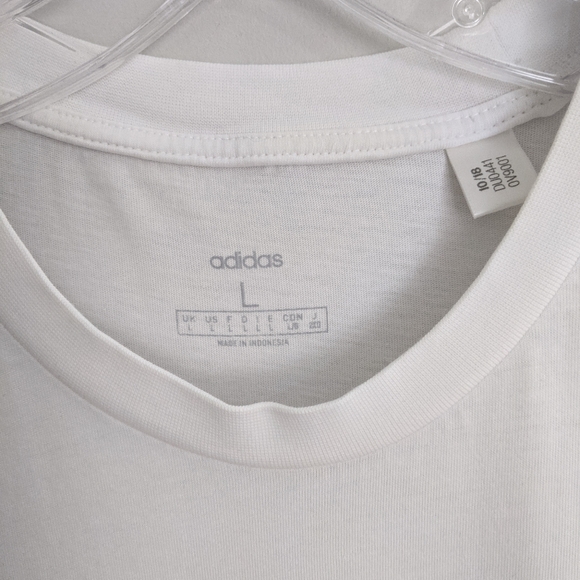 🌸3 For $25🌸Adidas Three Stripe T-shirt - Picture 8 of 8